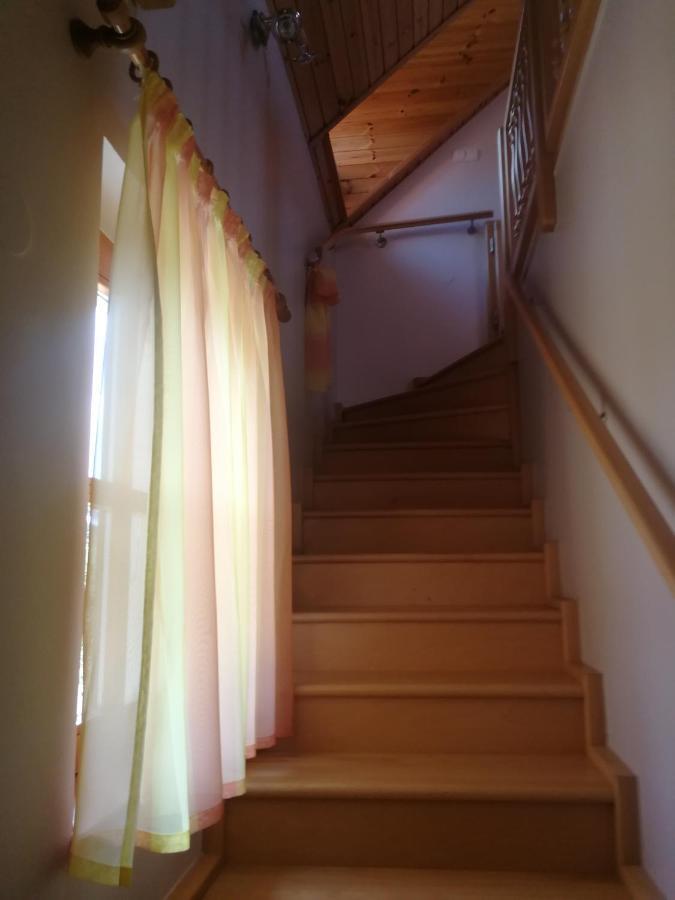 Rezi Bottyahat Guesthouse מראה חיצוני תמונה
